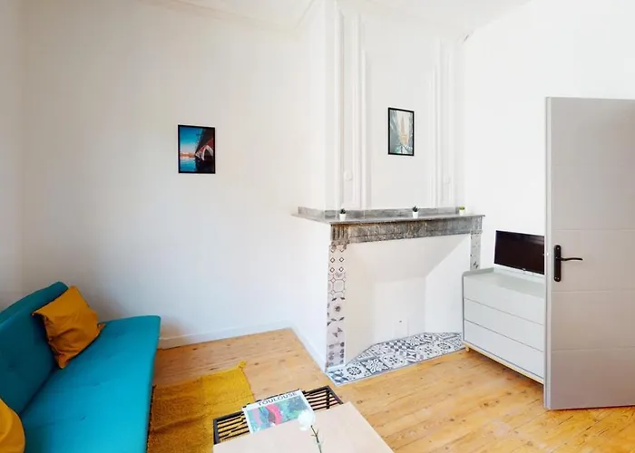 Apartment Hypercentre 6 Joli Climatise Et Equipe *